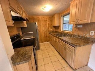 BEVERLY HILLS UNIT 05 - Residential