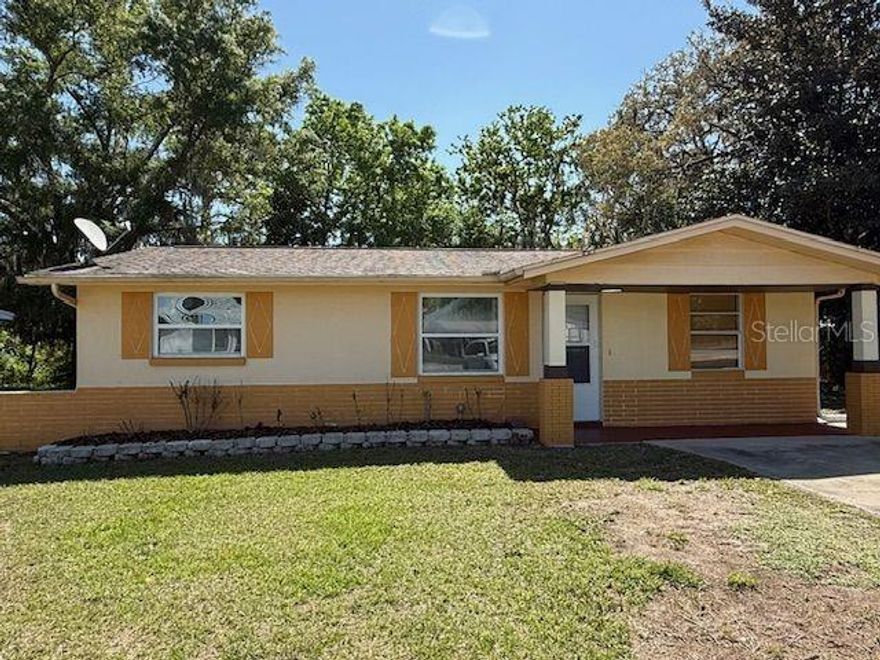 2 bedrooms 1 bath house located in convenient access to shopping, church and post office. 9 years old roof. Central A/C and heating. New paint exterior and interior. Florida room and nice size shed. Move-in-Ready.