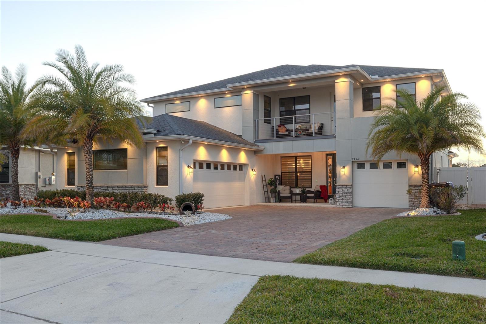 2436 CHATEAU LOOP