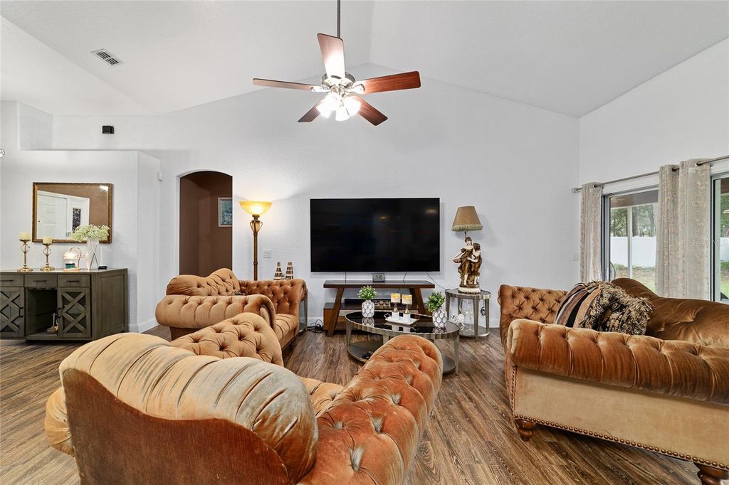 Photo of 4505 SE 57th Lane, Ocala, FL 34480 (MLS # OM711484)