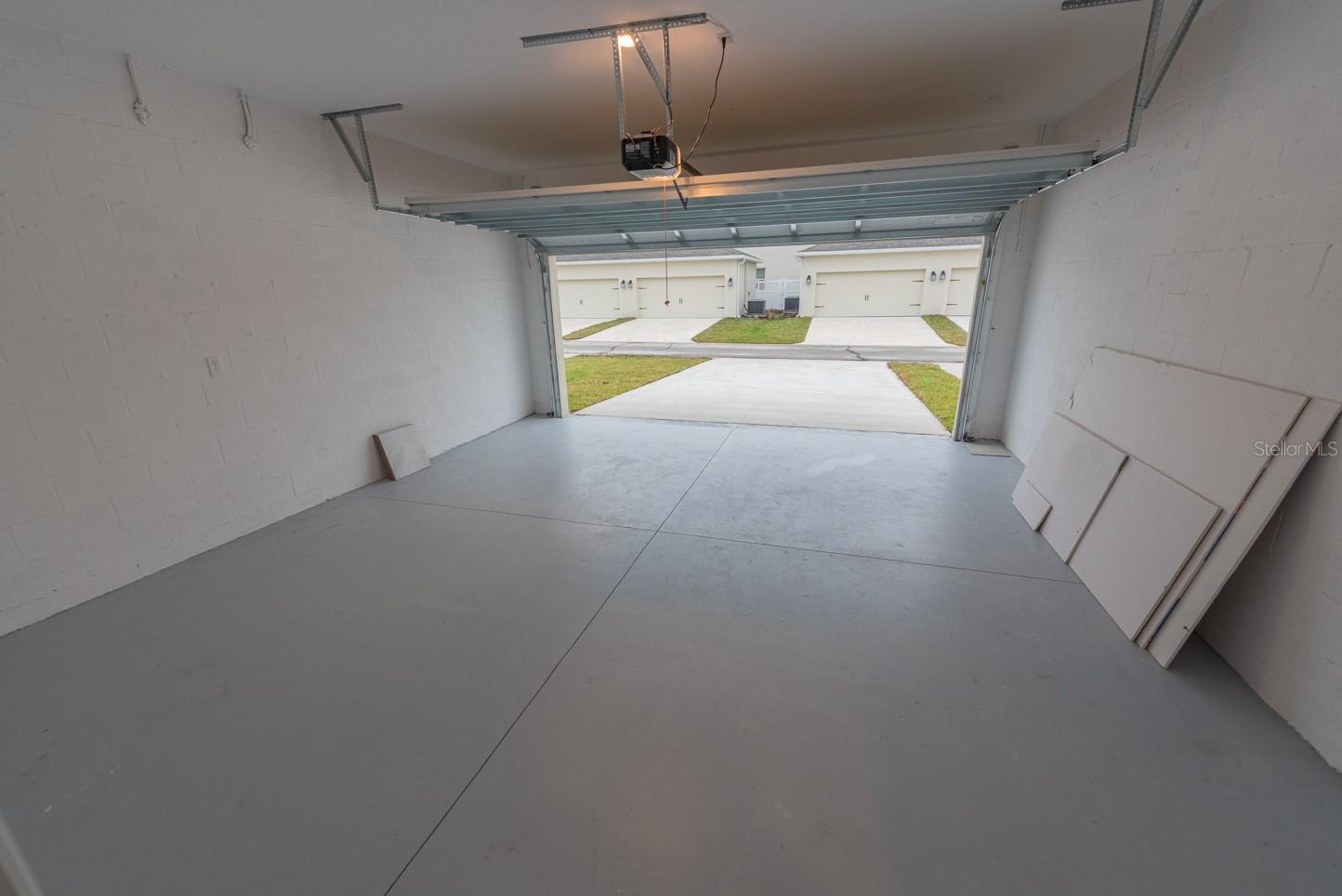 2990 AQUA VIRGO LOOP 10