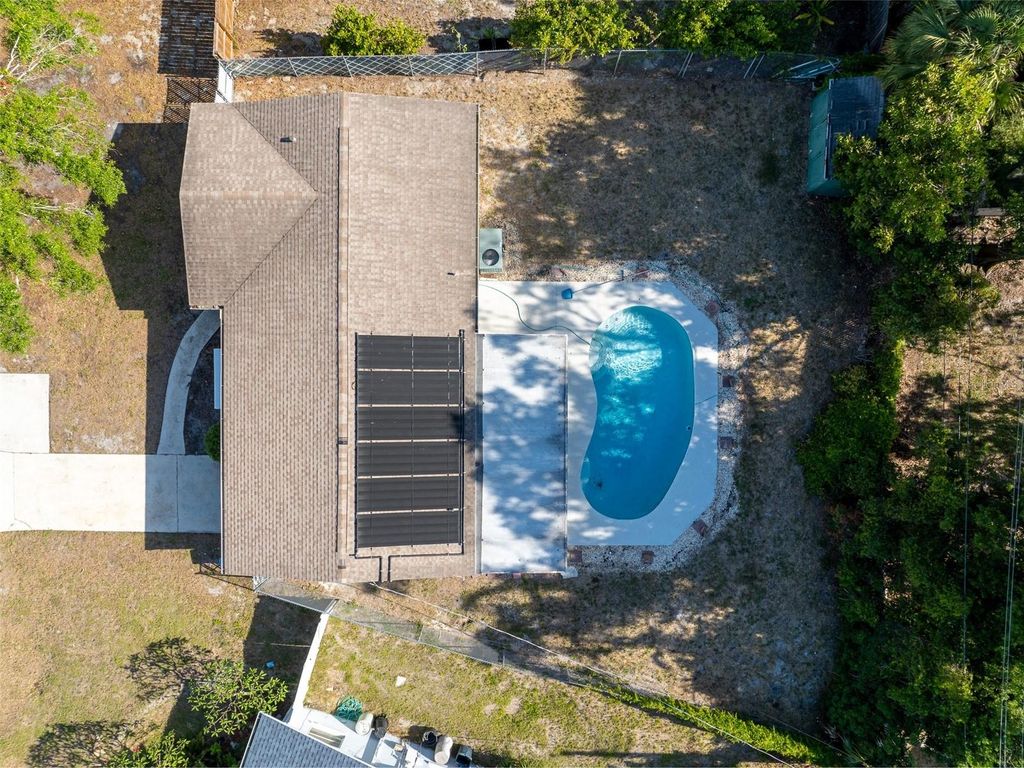 Photo of 412 62nd Street NW, Bradenton, FL 34209 (MLS # A4692846)