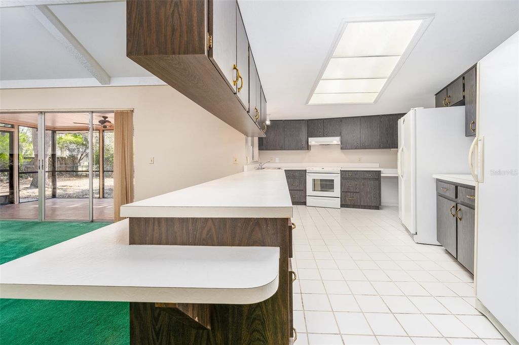 Photo of 905 Stanberry Drive, Brandon, FL 33511 (MLS # TB8472471)