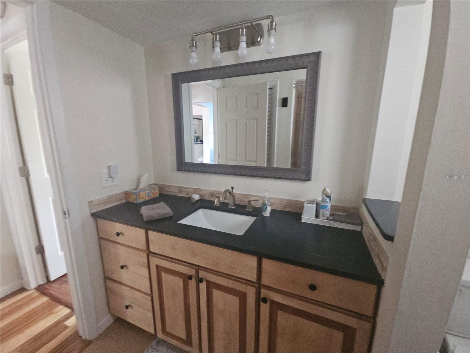 GOLDEN ACRES - Residential Lease