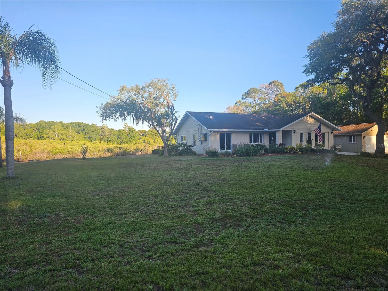 GOLDEN ACRES - Residential Lease