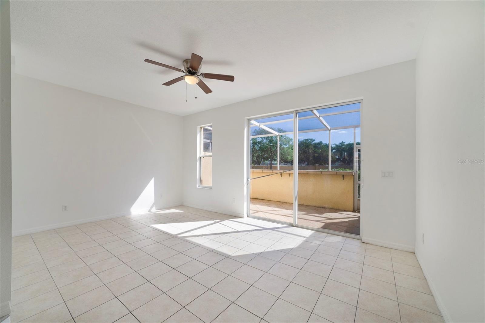FIESTA KEY - Residential