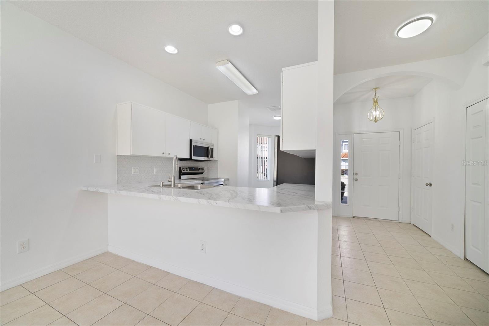 FIESTA KEY - Residential