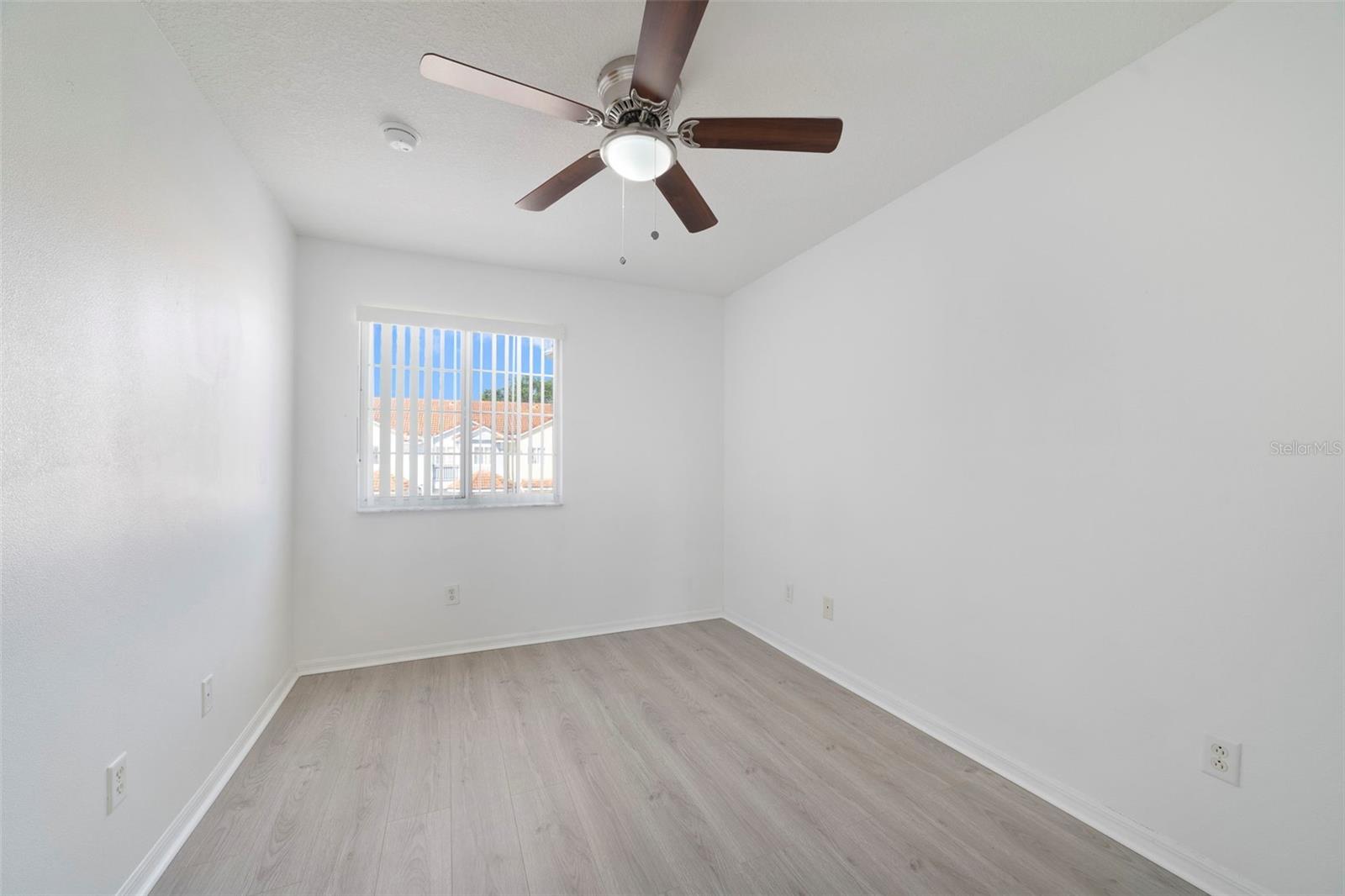 FIESTA KEY - Residential