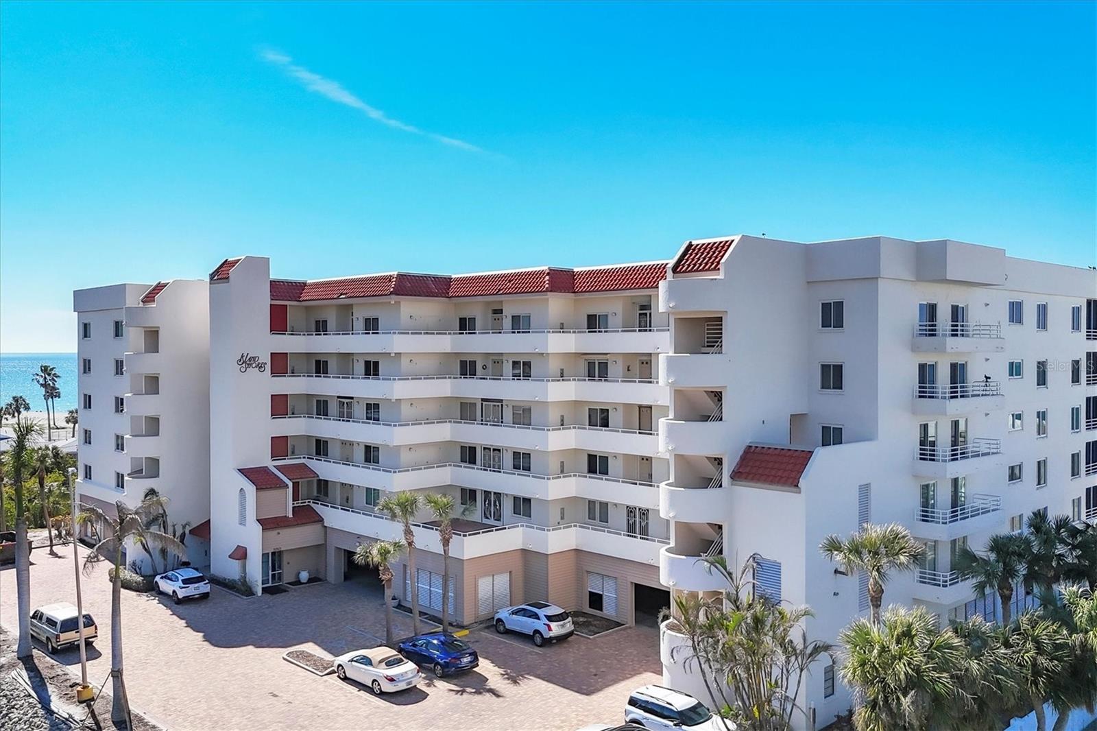 550 W FLAMINGO 401