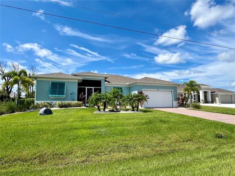 A home in PORT CHARLOTTE