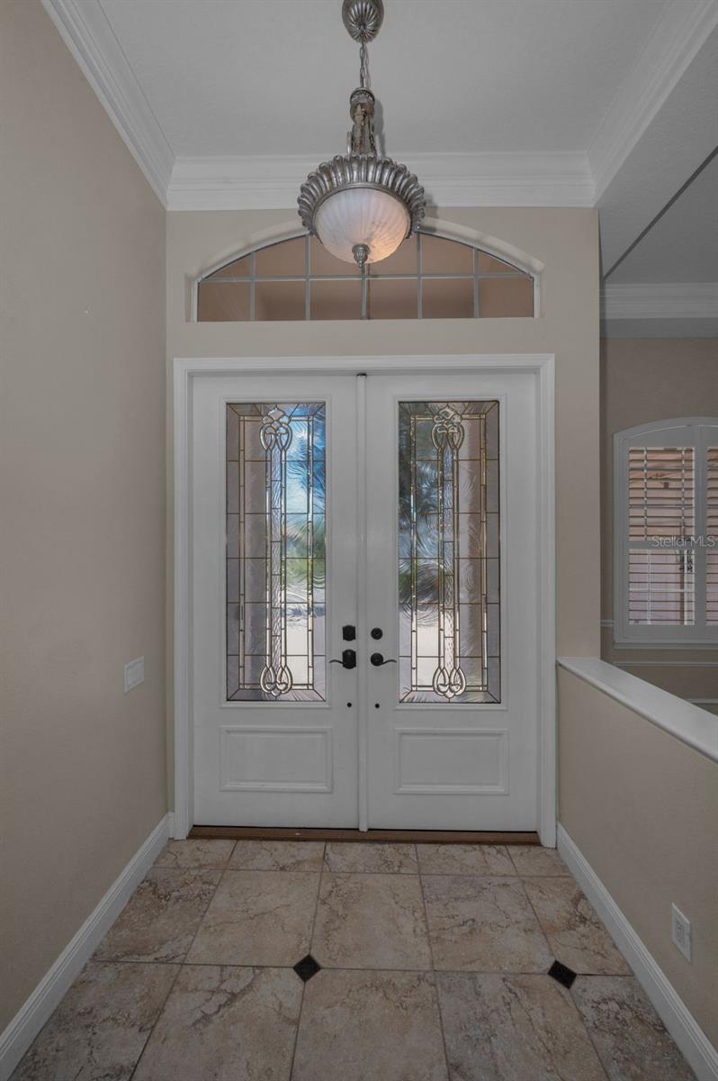 CHAMPIONS CLUB - Residential