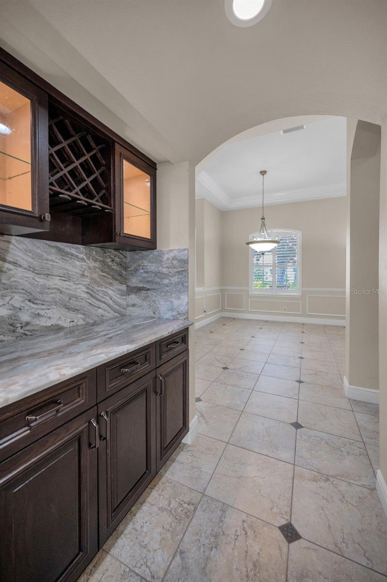 CHAMPIONS CLUB - Residential