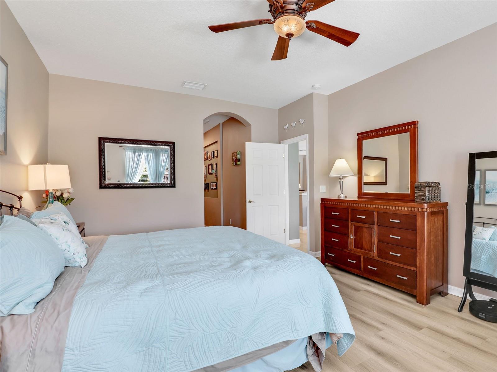 VENTURA VILLAGE - Residential