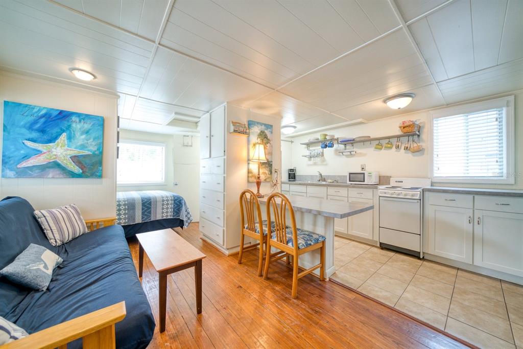 INDIAN ROCKS BEACH - Residential