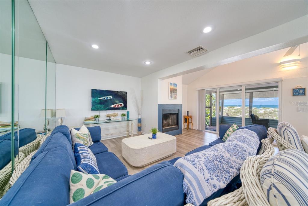 INDIAN ROCKS BEACH - Residential