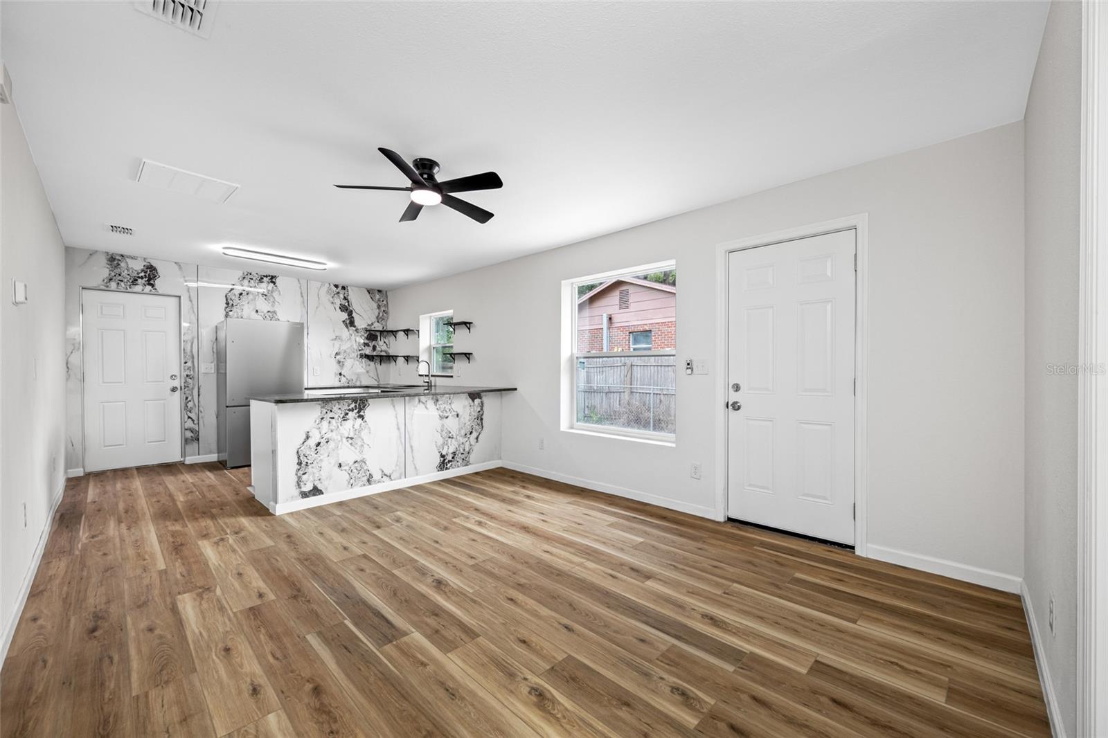 308 W 10TH STREET