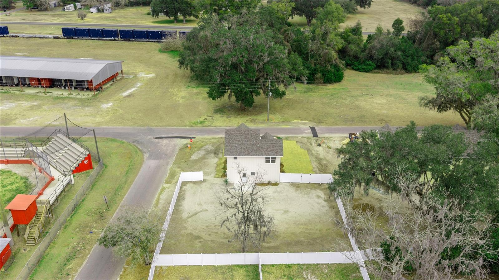 OAK VILLA - Residential