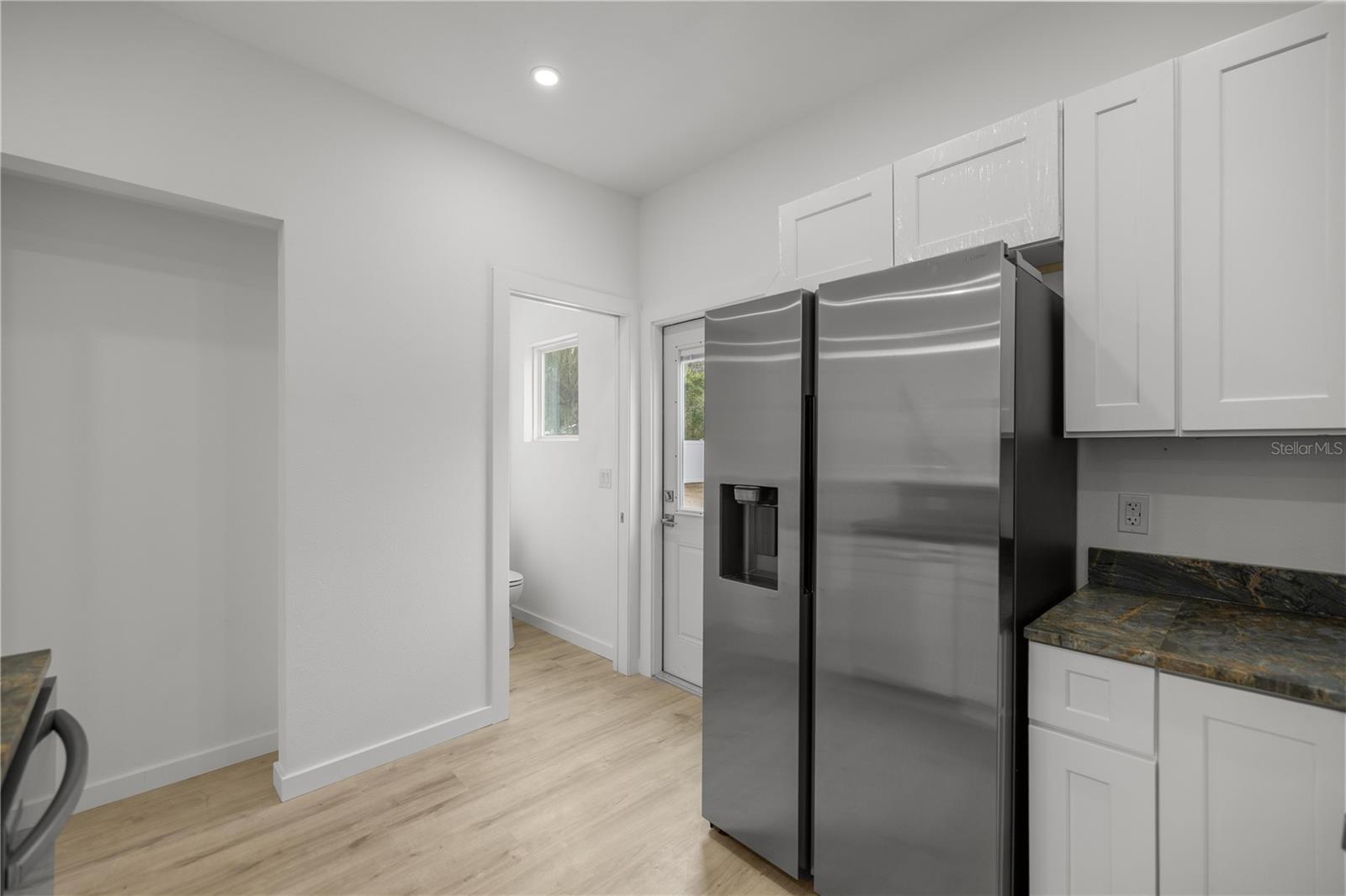 OAK VILLA - Residential