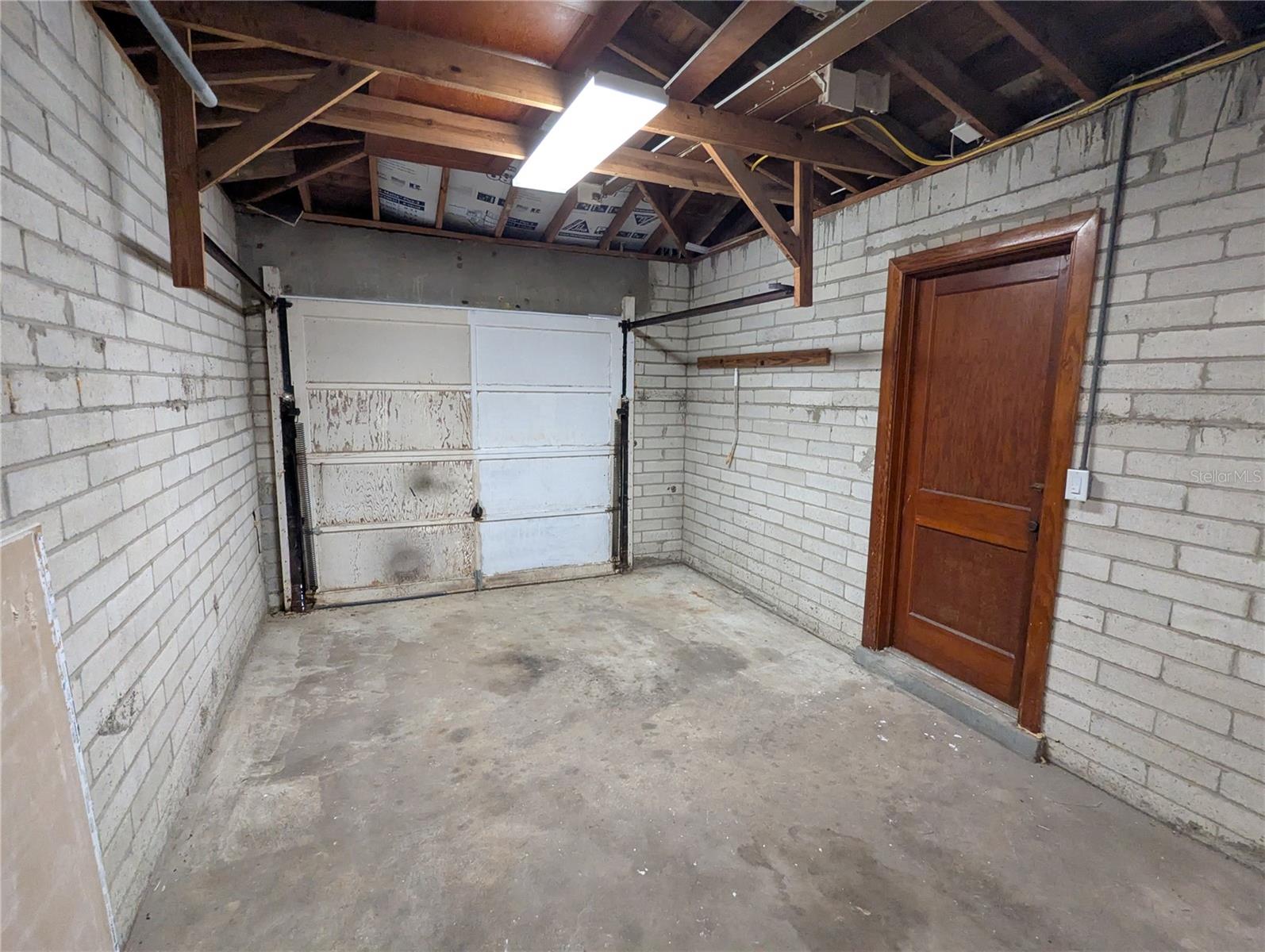 HILLDALE - Residential