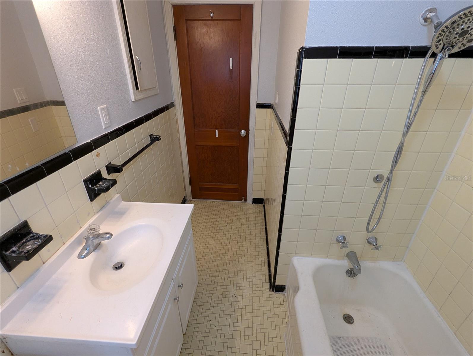 HILLDALE - Residential