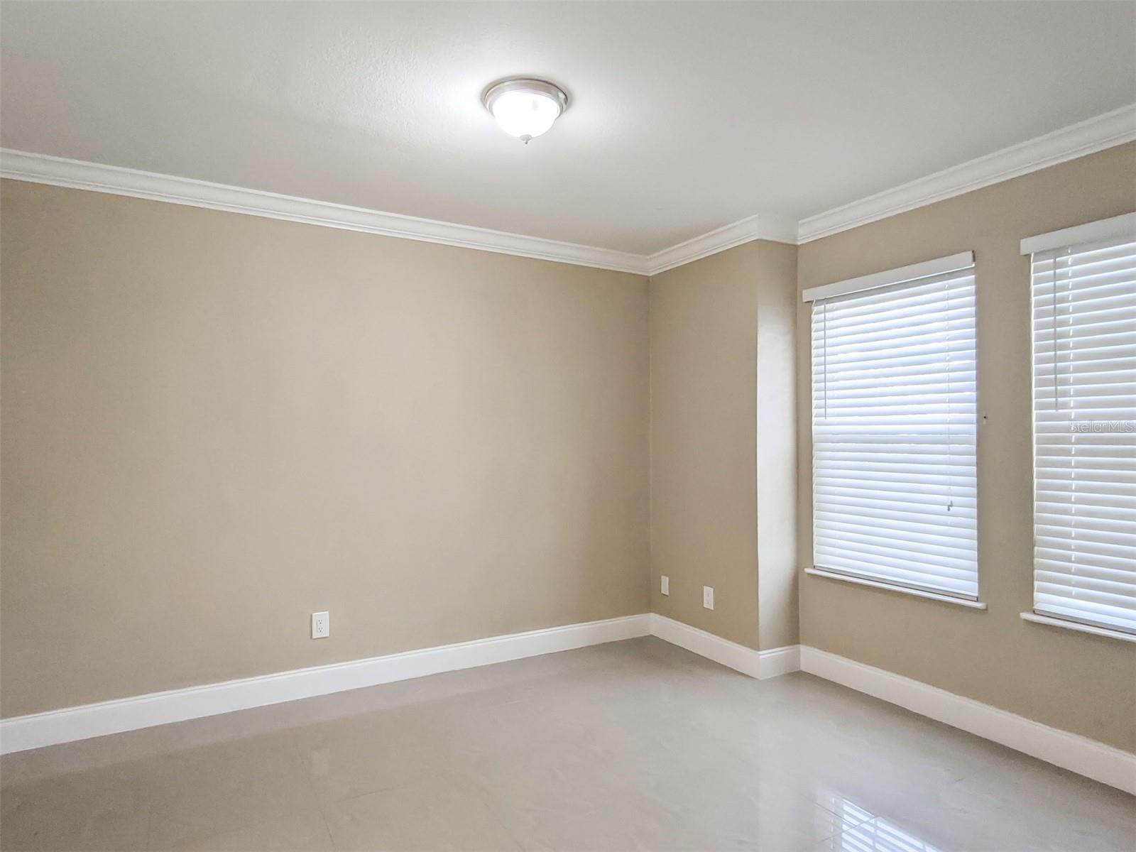 CENTRAL PARK METROWEST CONDO - Residential Lease