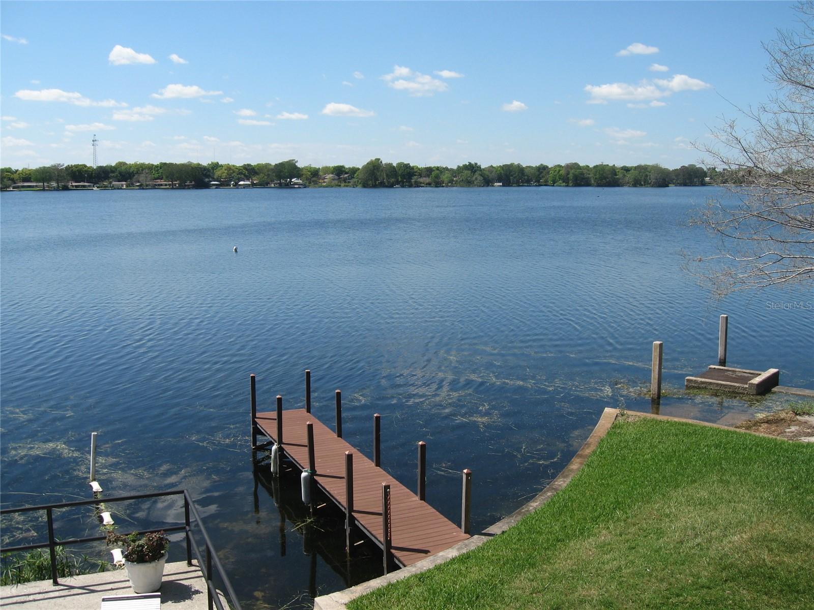 CHATEAUX DU LAC - Residential