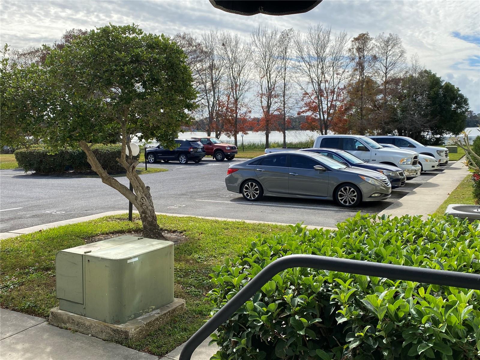 CHATEAUX DU LAC - Residential