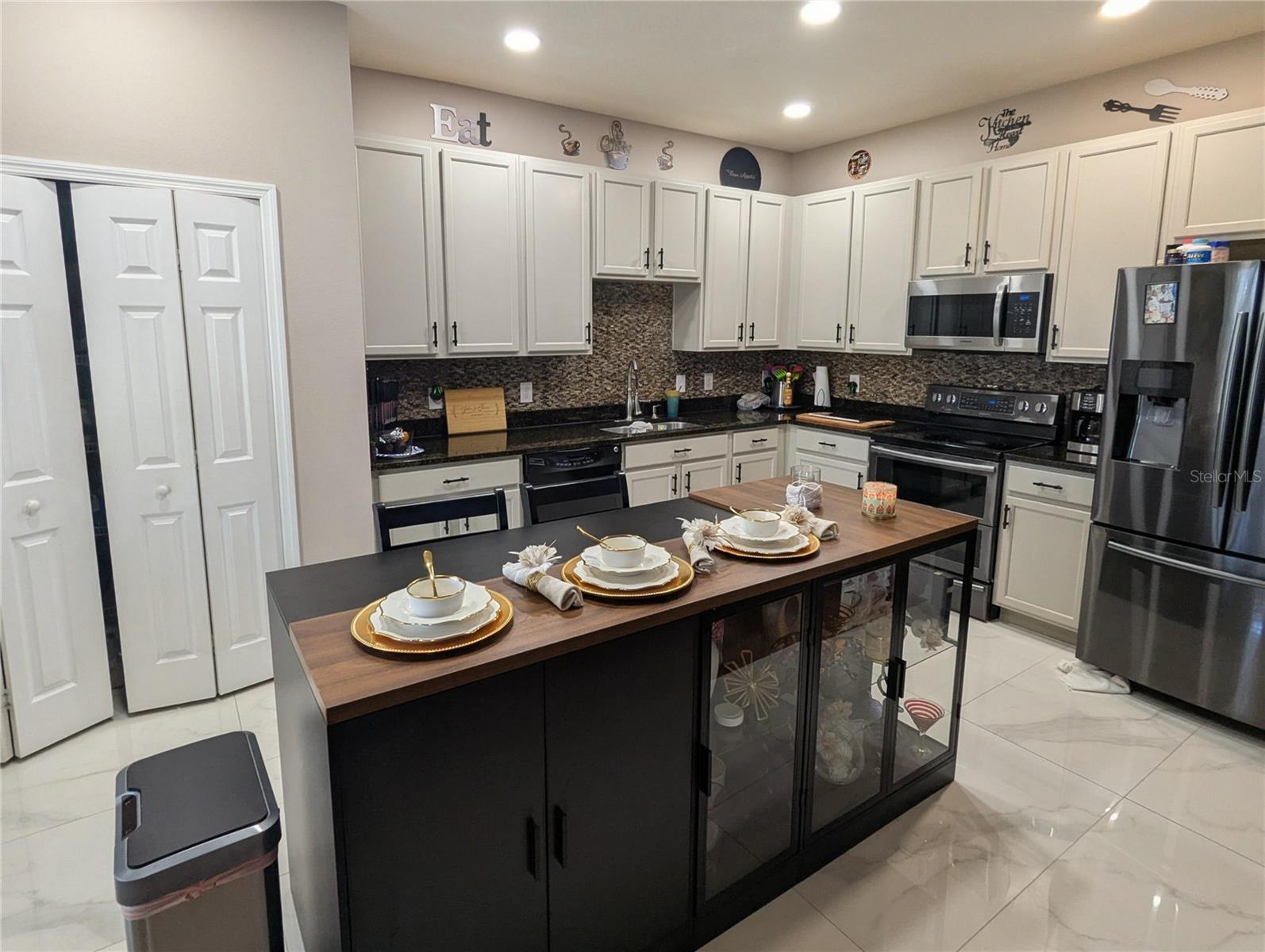 2825 RUNNING BROOK CIRCLE