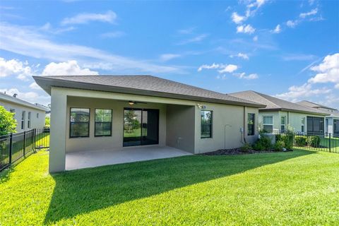 A home in LAND O LAKES