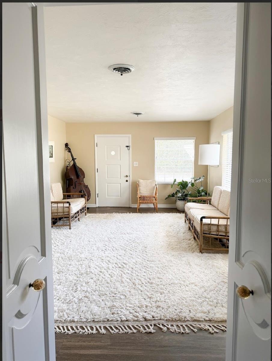 BUCKELEW PARK 02 - Residential Lease