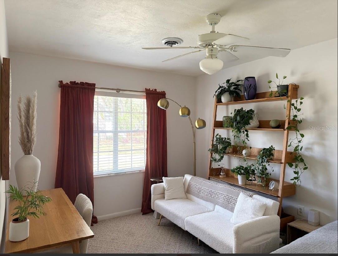 BUCKELEW PARK 02 - Residential Lease