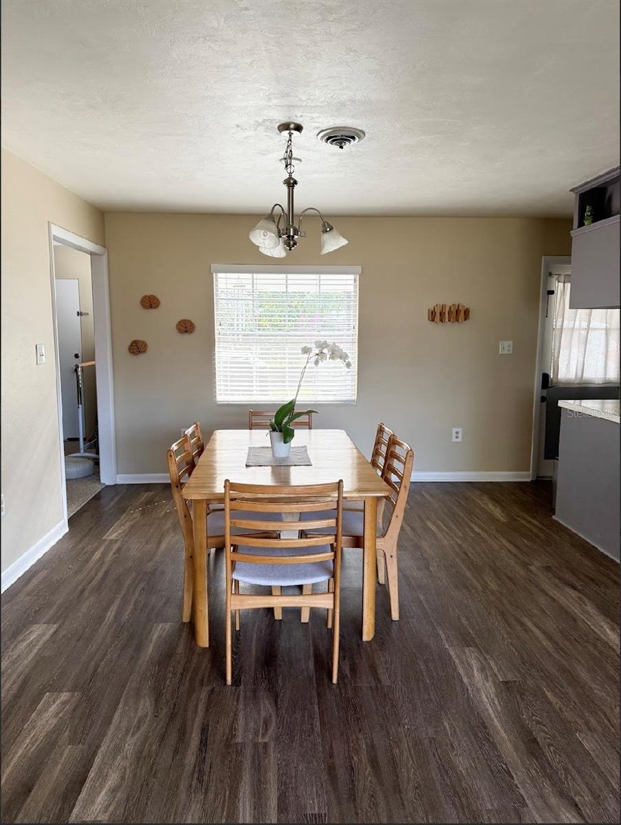 BUCKELEW PARK 02 - Residential Lease