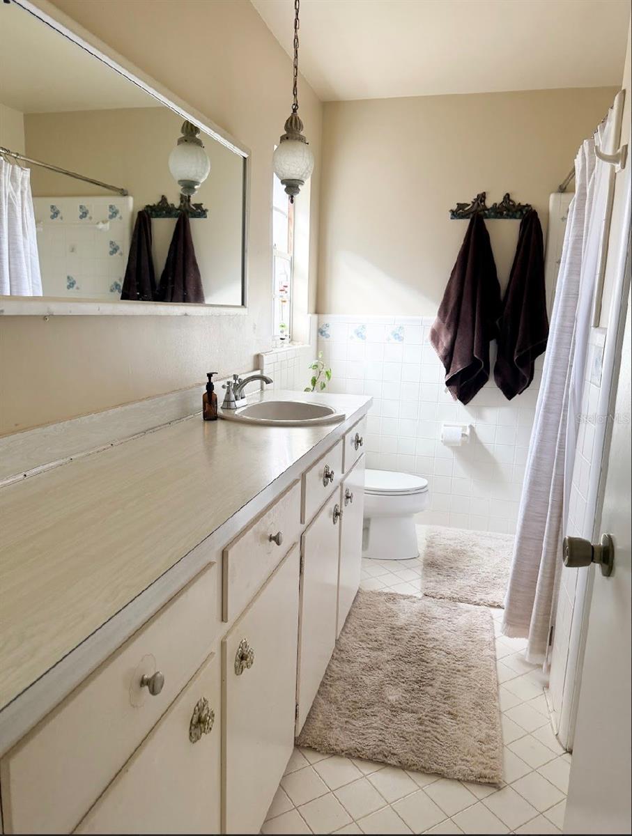 BUCKELEW PARK 02 - Residential Lease