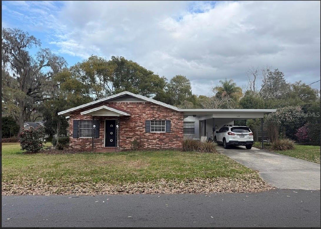 BUCKELEW PARK 02 - Residential Lease