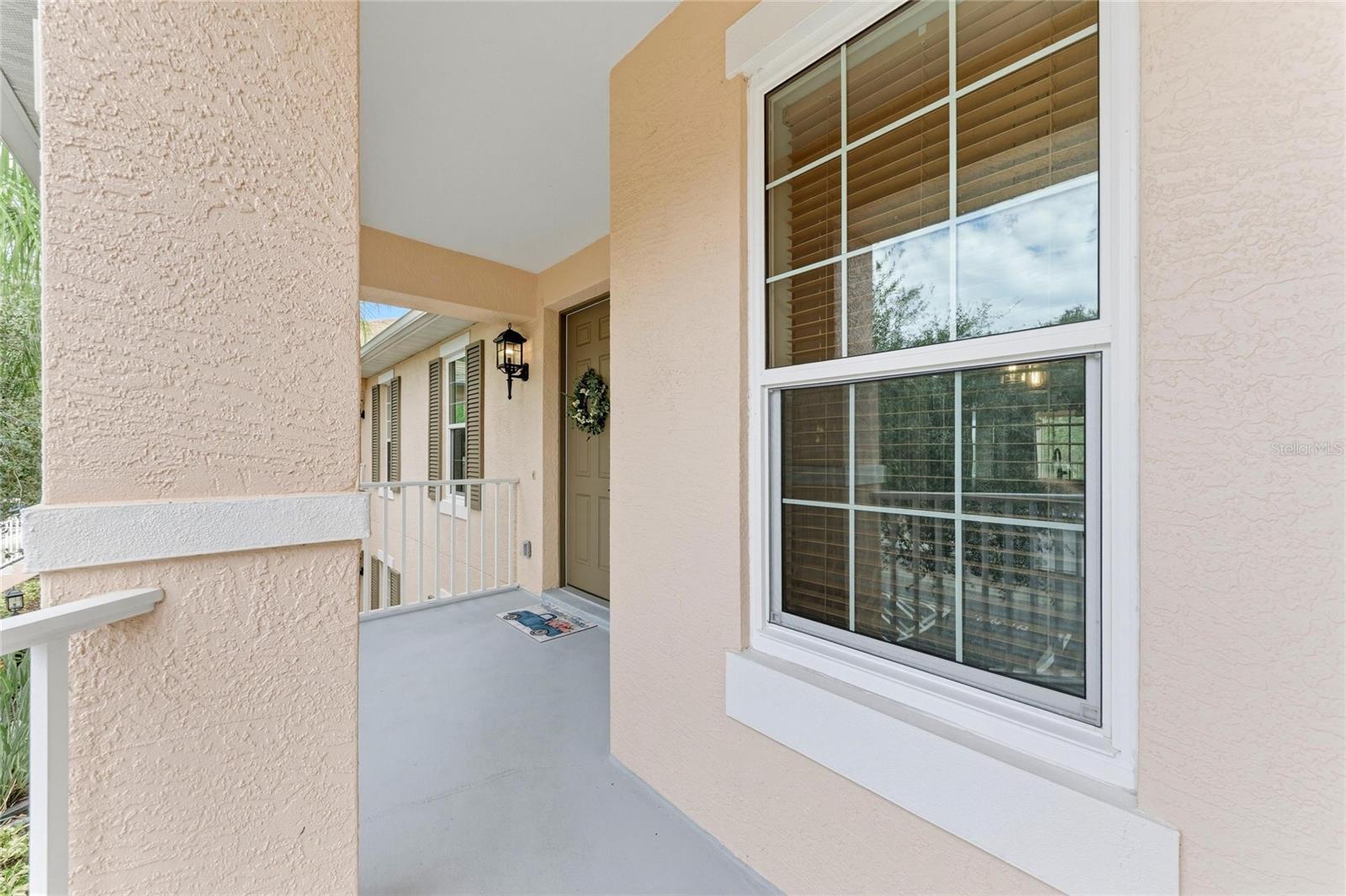 5645 KEY LARGO COURT 5645