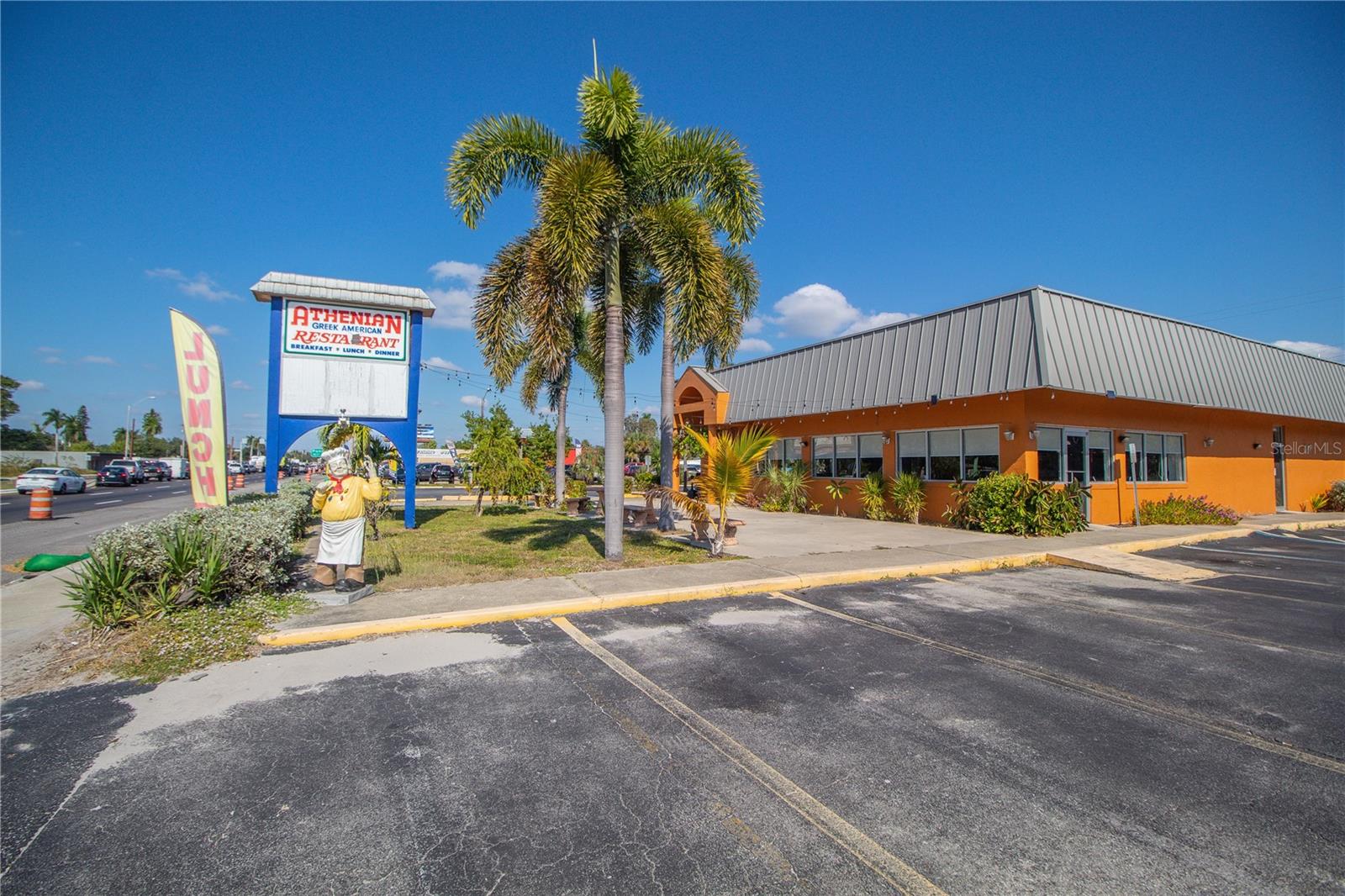 HARBOR ESTATES - Commercial Sale