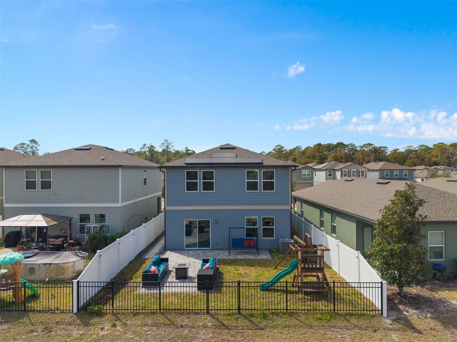 LINCOLN OAKS - Residential