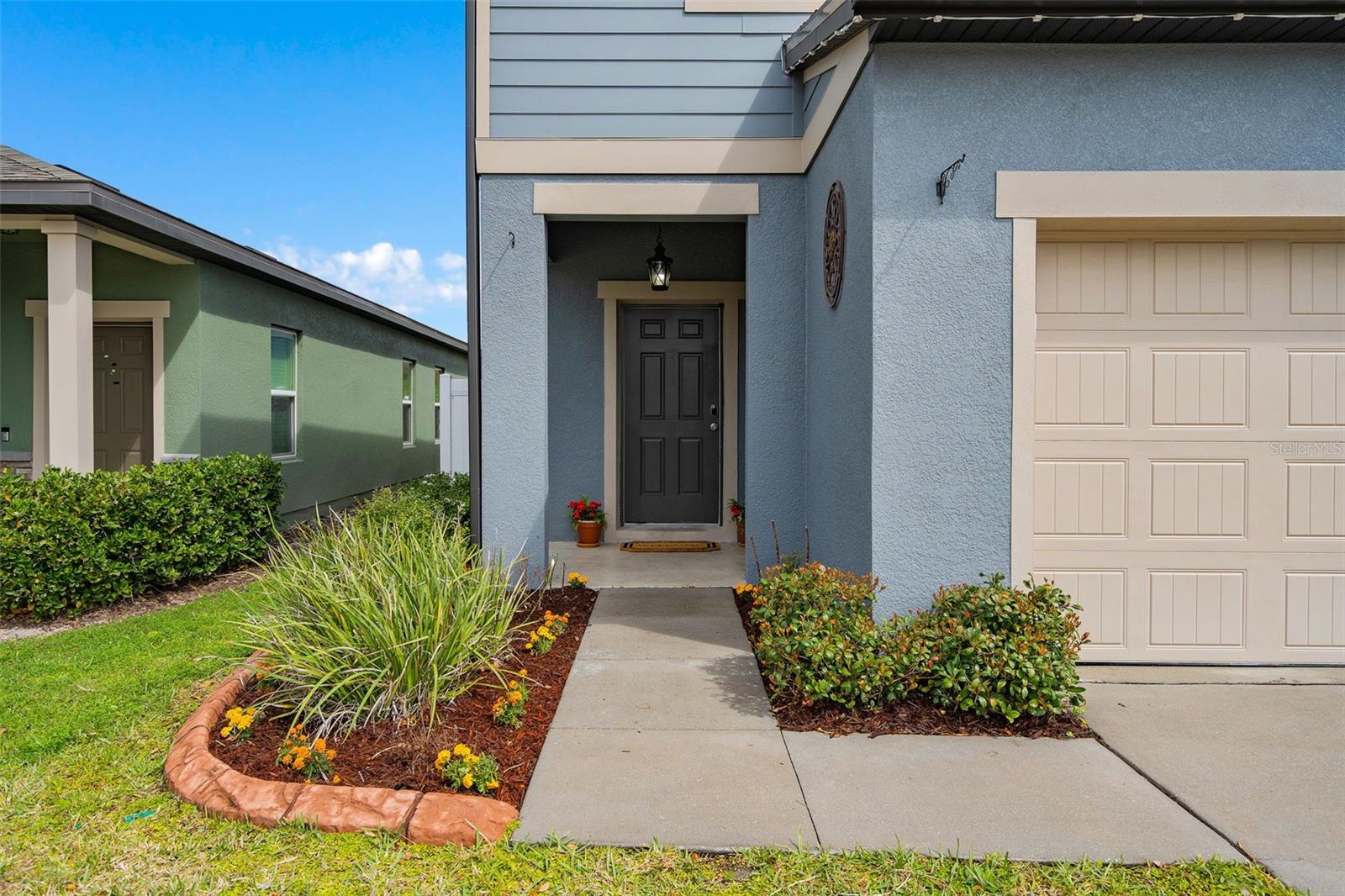 LINCOLN OAKS - Residential