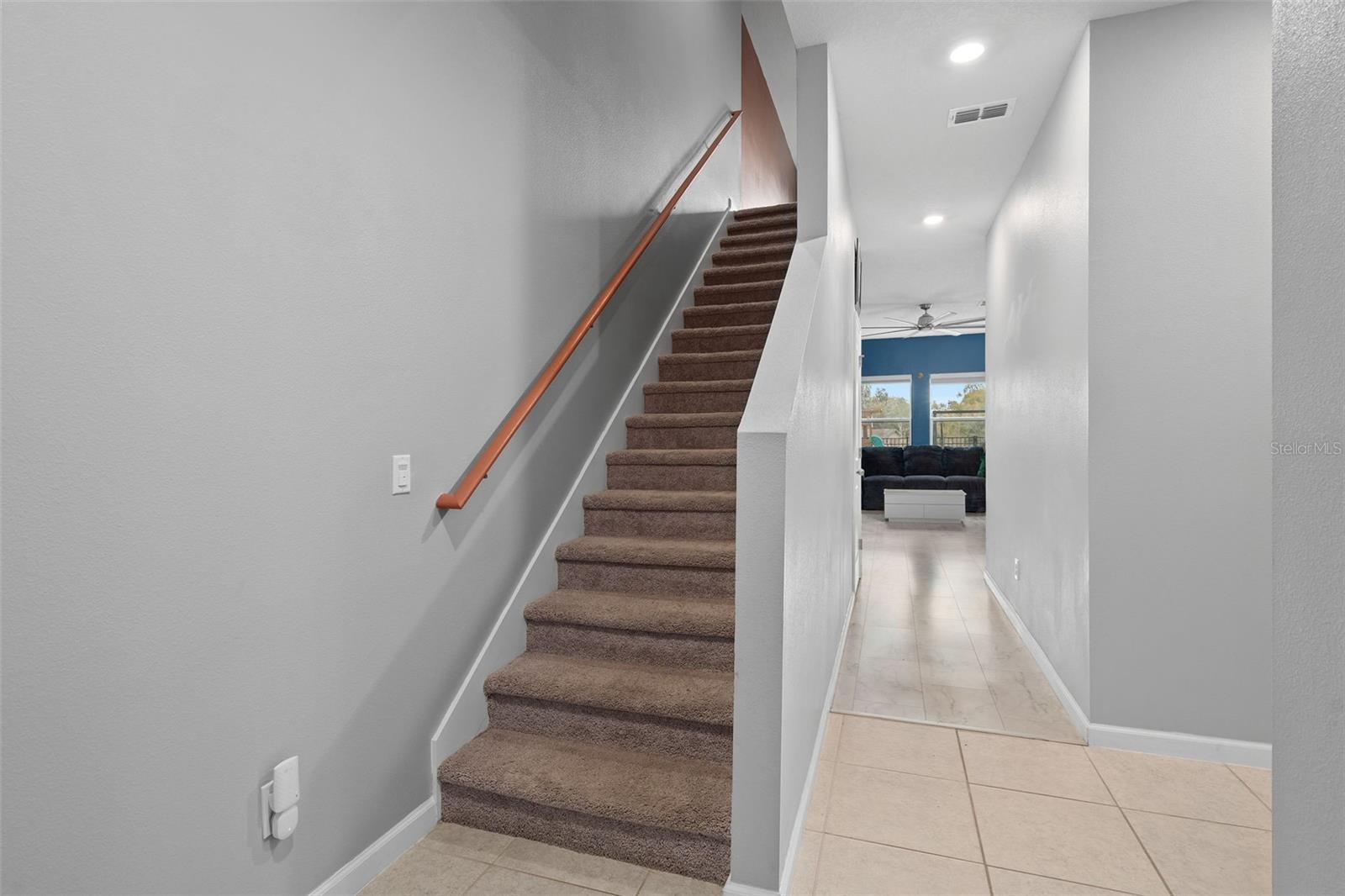 LINCOLN OAKS - Residential