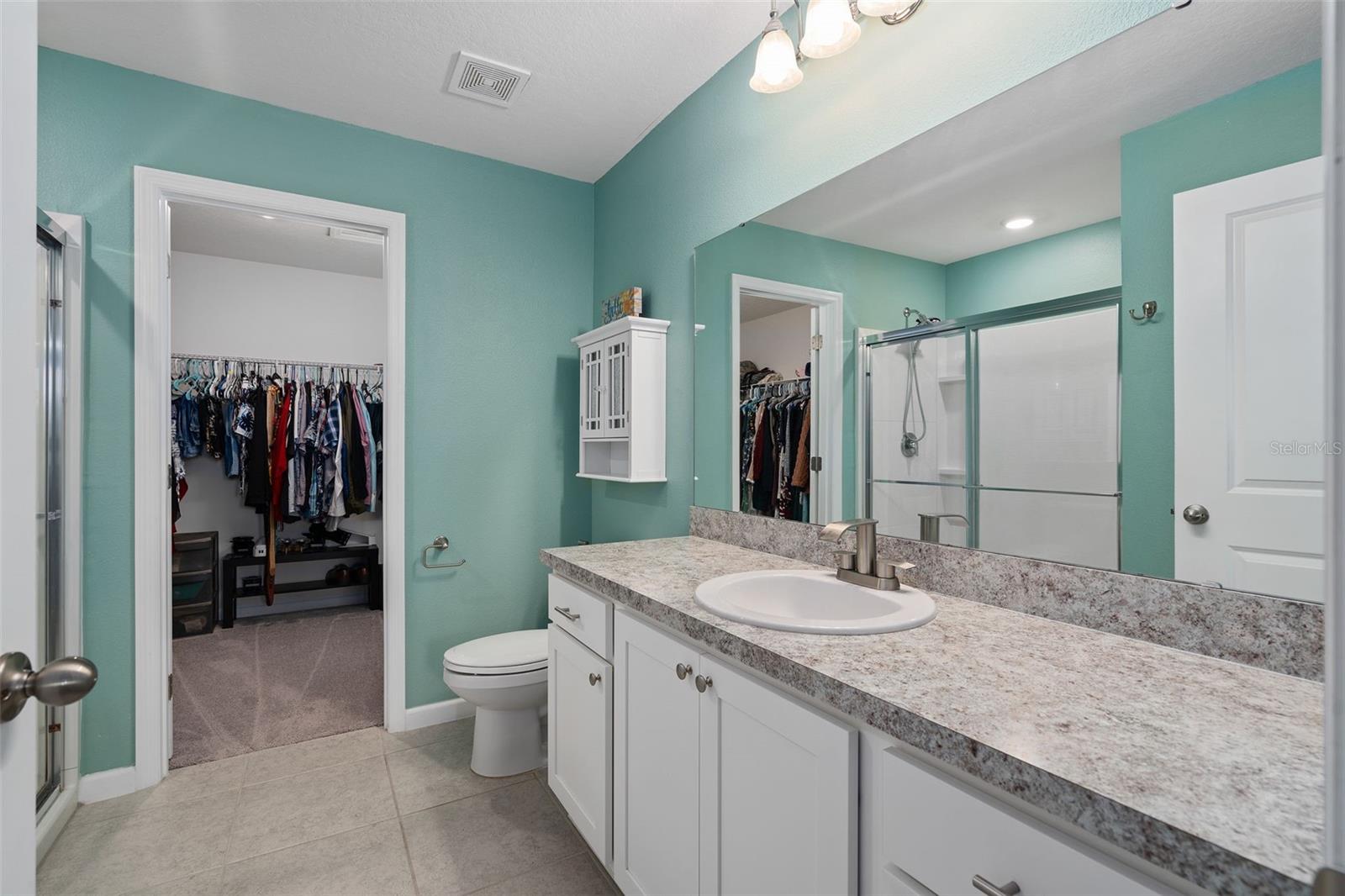 LINCOLN OAKS - Residential