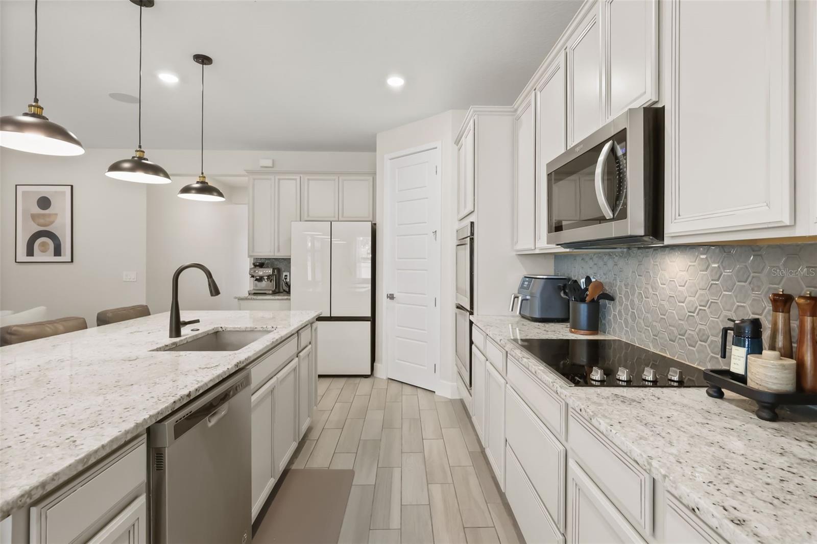 2286 MARSH SEDGE LANE