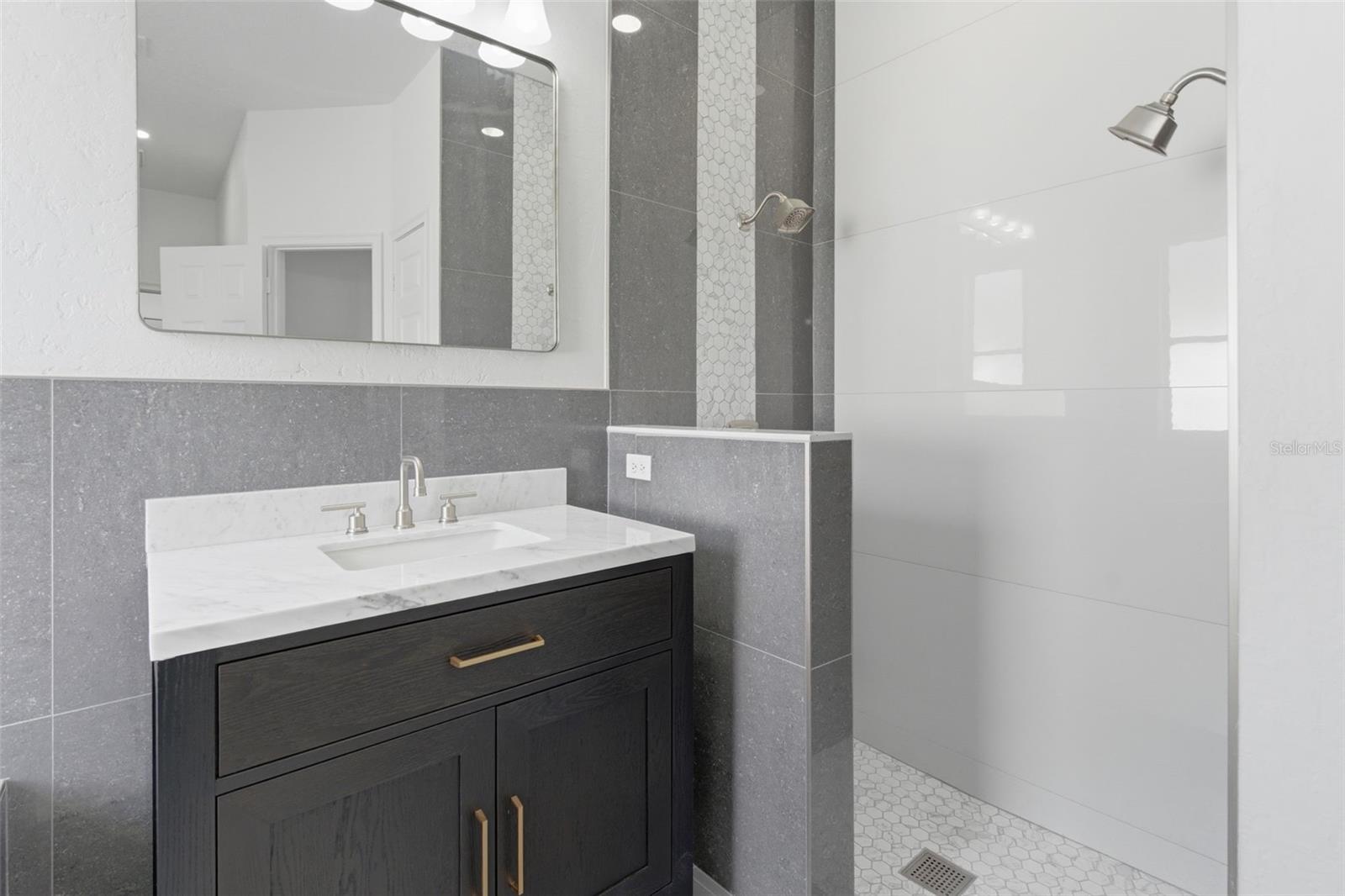 CAMBRIDGE CROSSING PH 01A 45/21 - Residential