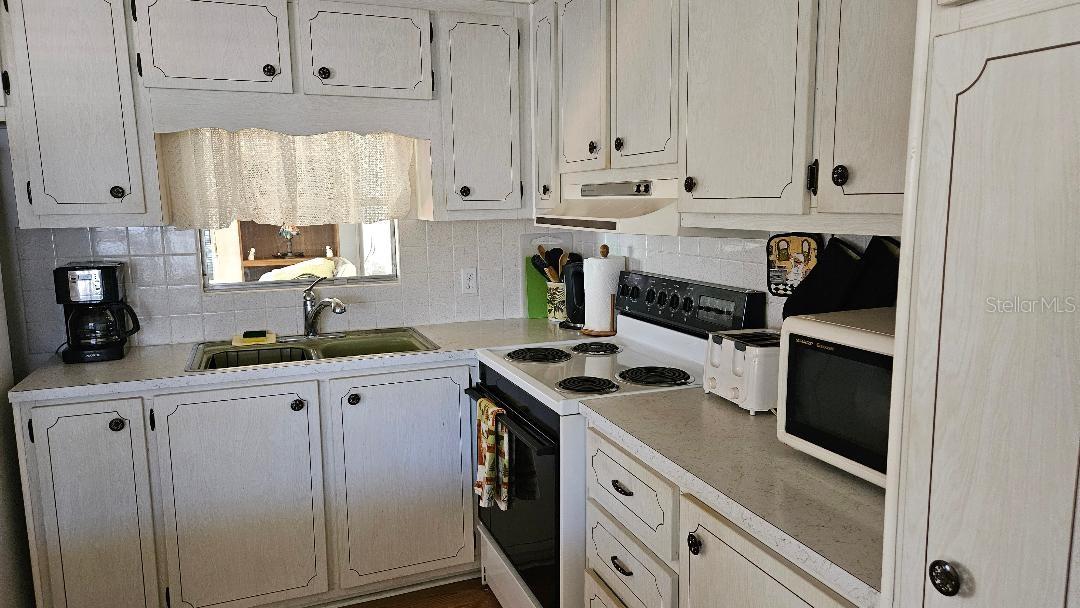 MAJESTIC PARK HOMES INC UNREC - Residential