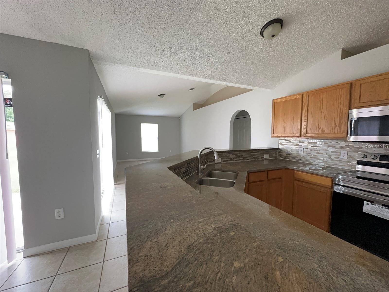 POINCIANA NBRHD 05 NORTH VILLAGE 03 - Residential Lease