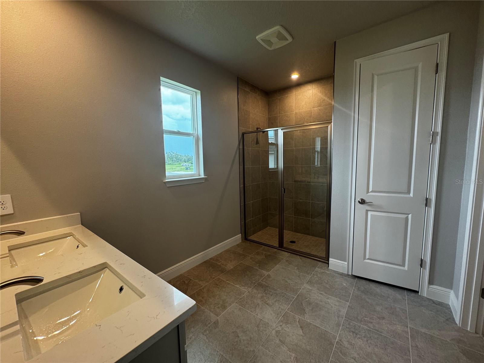 WINDWATER PH IA & IB - Residential Lease