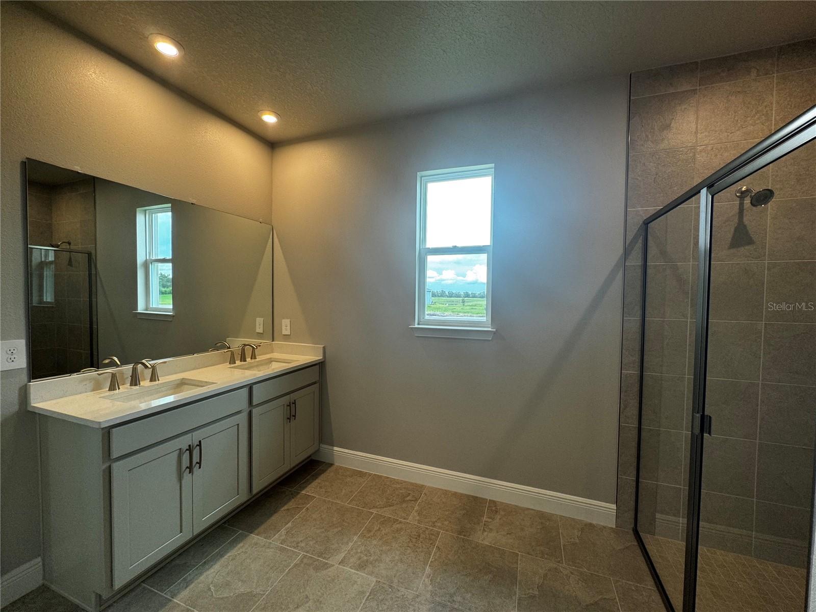 WINDWATER PH IA & IB - Residential Lease