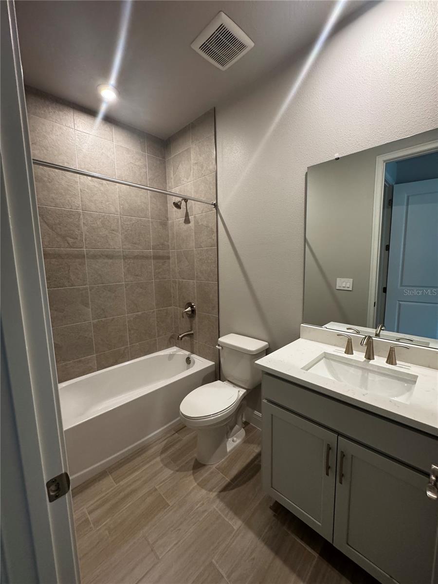 WINDWATER PH IA & IB - Residential Lease