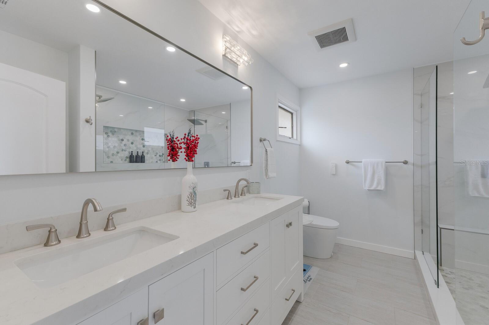 PALMA SOLA PINES II - Residential