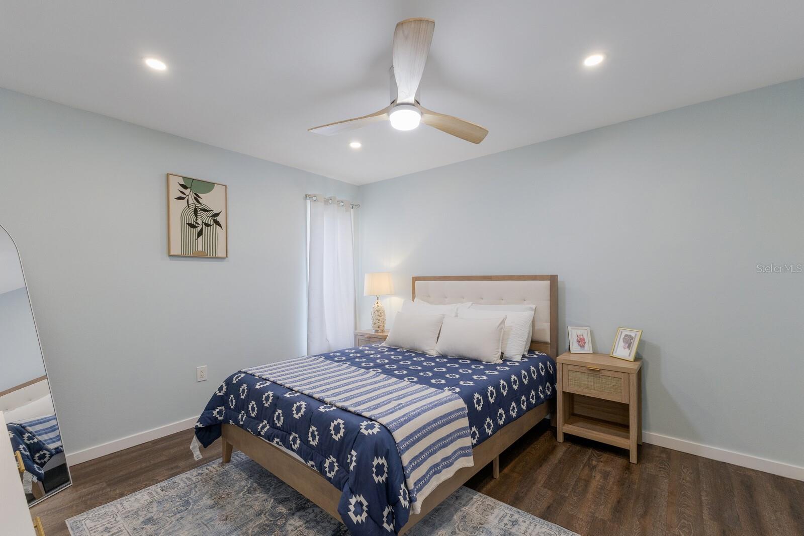 PALMA SOLA PINES II - Residential