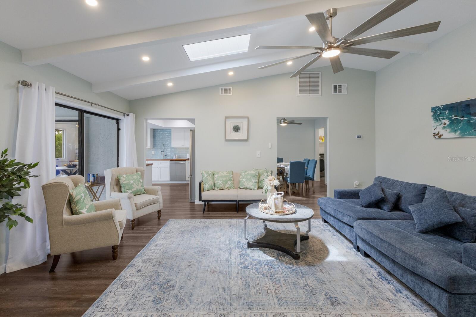 PALMA SOLA PINES II - Residential